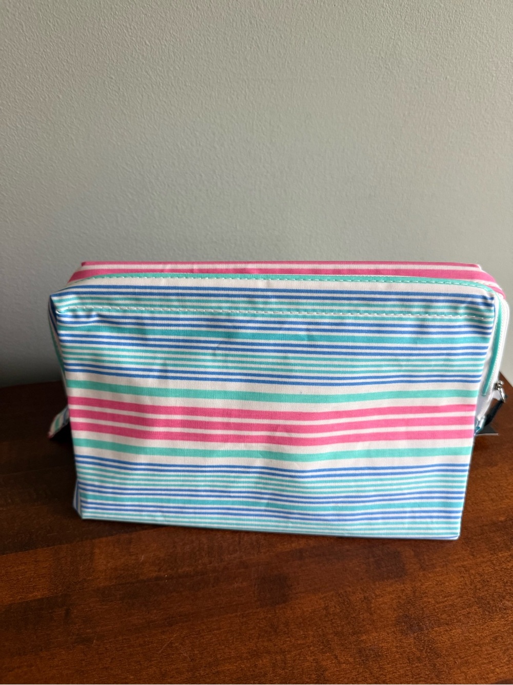 SCOUT Big Mouth Toiletry Bag Pool McCartney - Picture 5 of 10